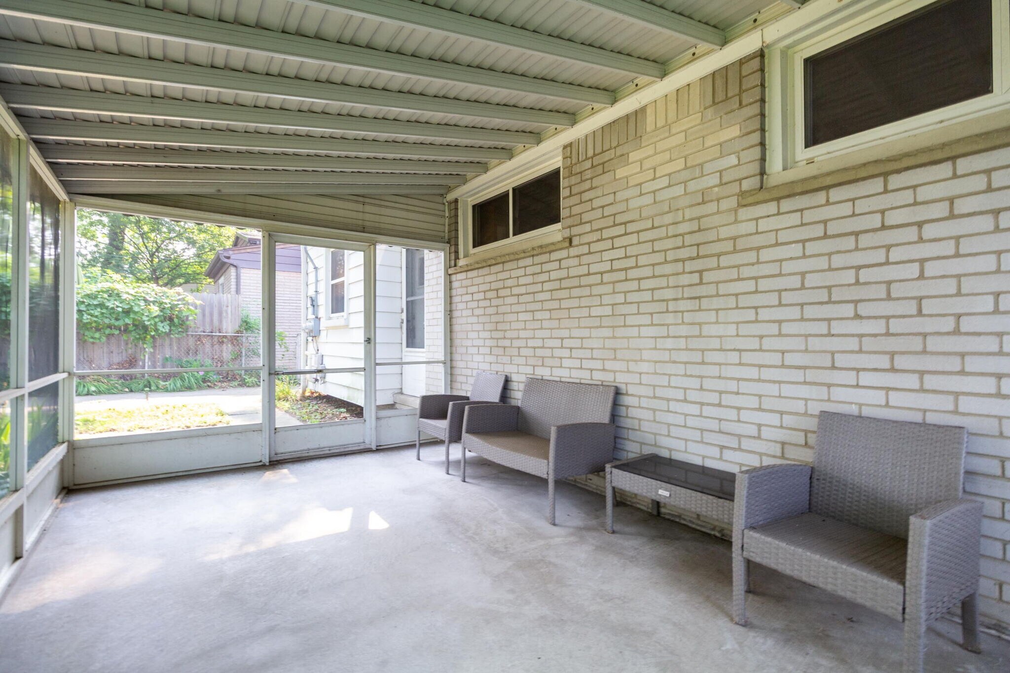 Building Photo - 1016 Lawndale Dr