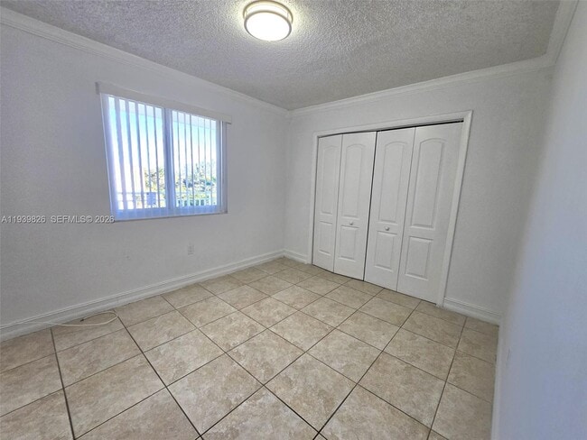 Building Photo - 6960 Miami Gardens Dr