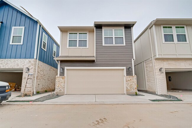 Primary Photo - 1521 Beach Oak Dr