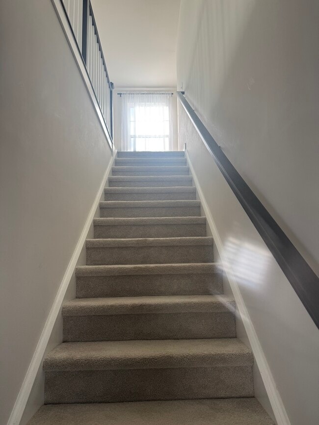 Building Photo - 1309 S Wind Dr