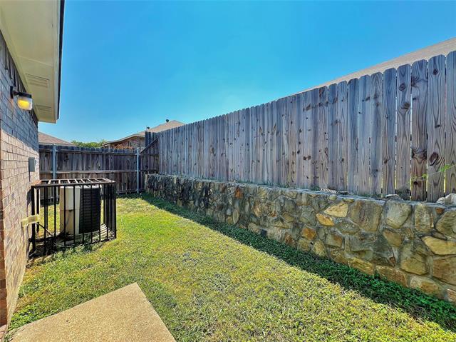 Building Photo - 1709 Novella Ct