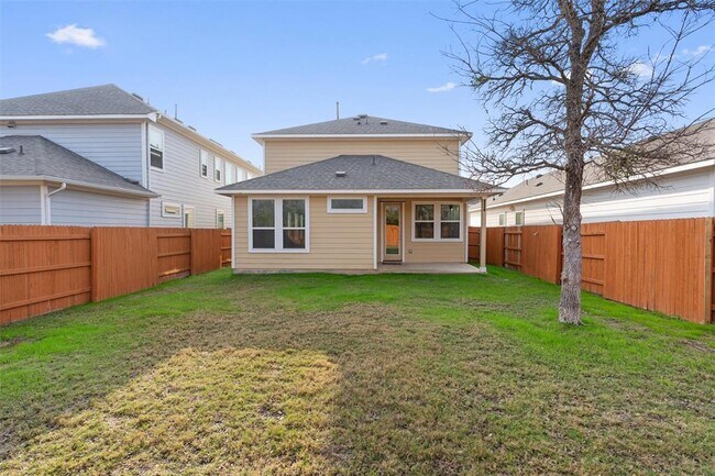 Building Photo - 312 Stone Cyn Dr