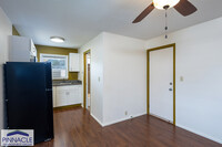 Building Photo - 1308 Kuuna St