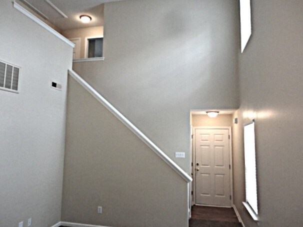 Building Photo - 8128 Tara Ridge Rd