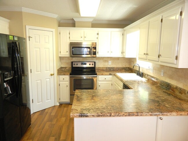 Building Photo - 789 Osprey Ln