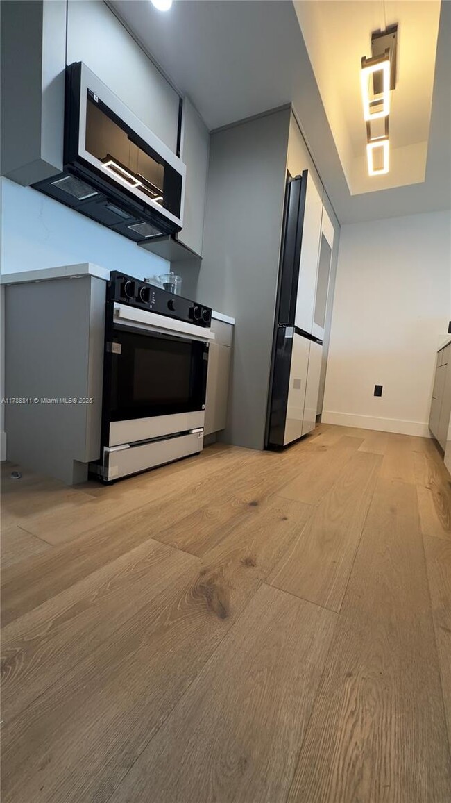 Building Photo - 50 Biscayne Blvd