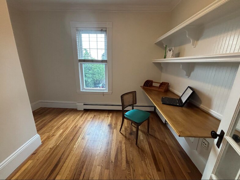 Primary Photo - 16 Greene St