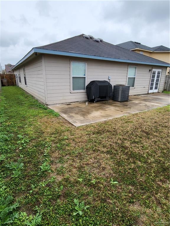 Building Photo - 2139 Gary Ln