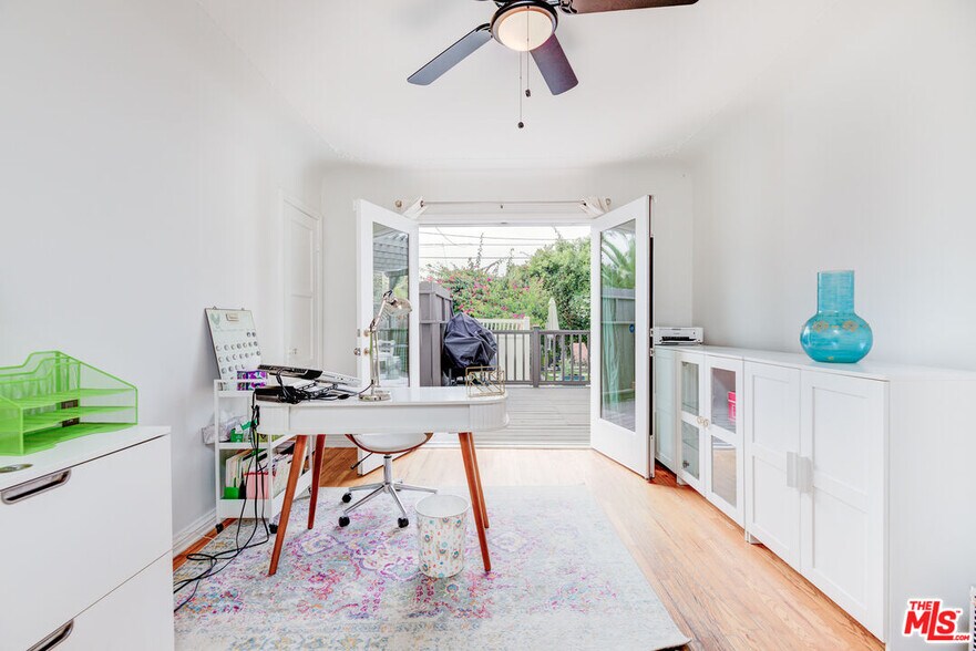 Building Photo - 1711 S Crescent Heights Blvd