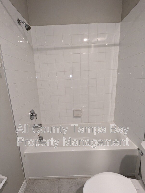 Building Photo - 32047 Blue Passing Loop