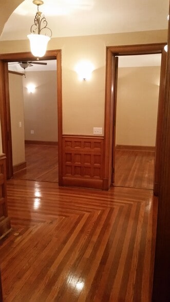 Foyer - 1717 D St