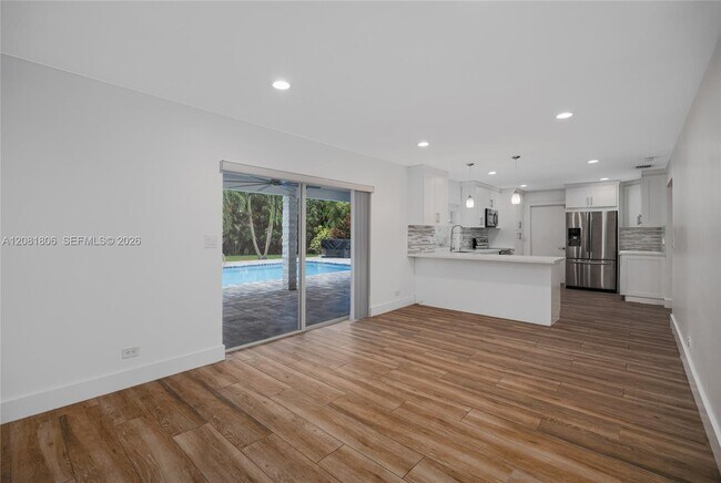 Building Photo - 7460 NW 7th Ct
