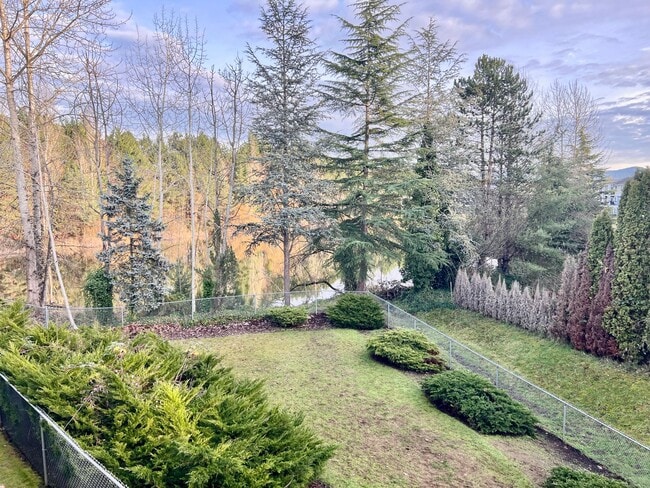 Building Photo - 18621 Blueberry Ln