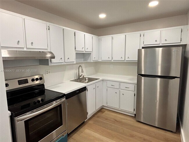 Building Photo - 8277 SW 128th St