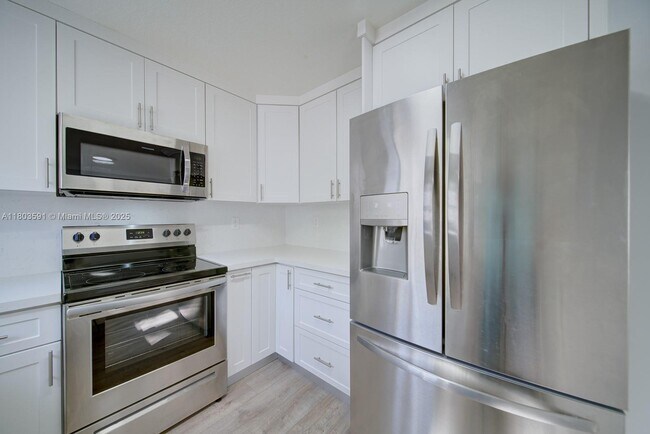 Building Photo - 2210 NW 171st Terrace