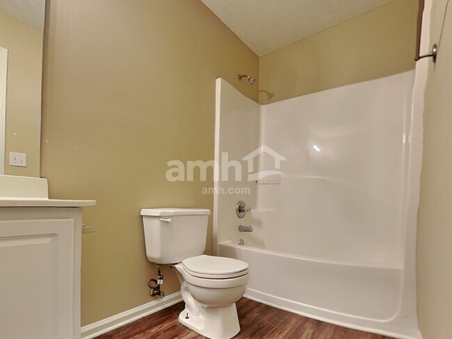 Building Photo - 5135 Thorin Oak Cir