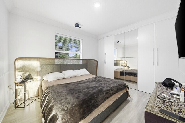 Building Photo - 16372 SW 62nd Ter