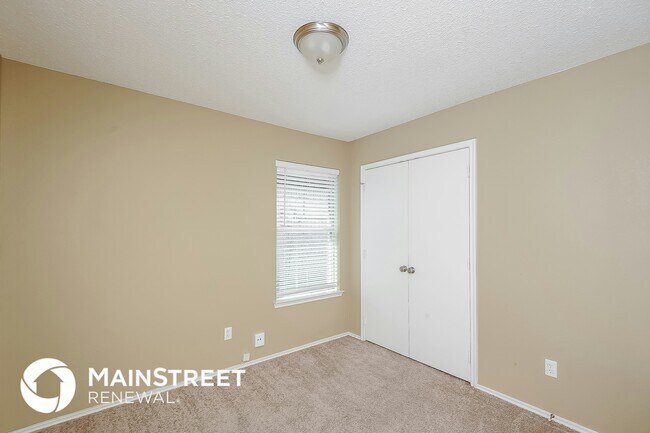 Building Photo - 7001 Avington Way