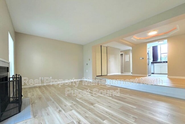 Building Photo - 4817 76th St NE