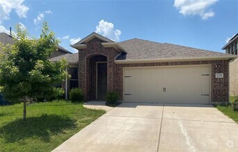 Building Photo - 2258 Templin Ave
