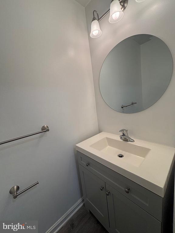 Building Photo - 863 English Chestnut Dr