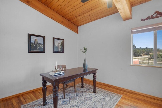 Building Photo - 3 Bedroom, 2.5 Bathroom Home in Edgewood, NM