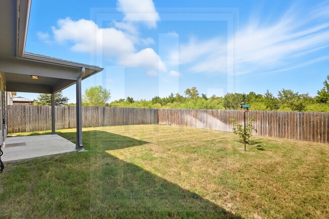 Building Photo - 16412 Enamorado Rd