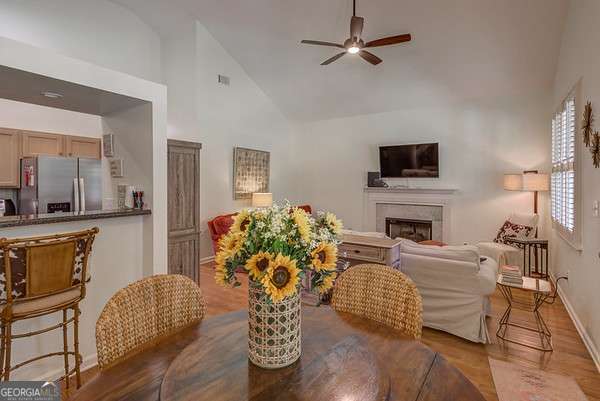 Building Photo - 141 Spruell Springs Rd