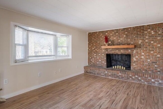 Building Photo - 1529 Wismer St