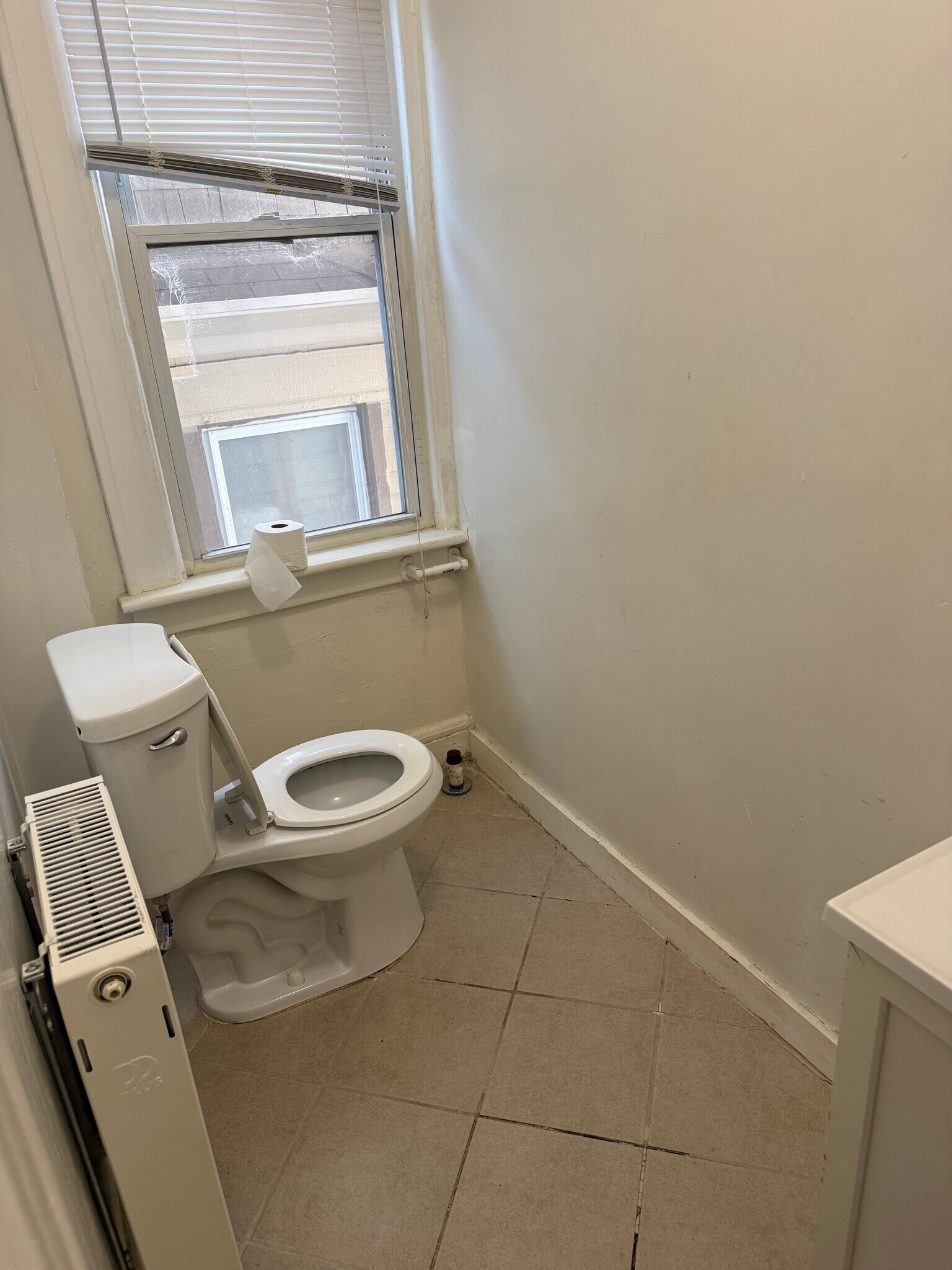 Spacious Bath Room - 41 Myrtle Ave