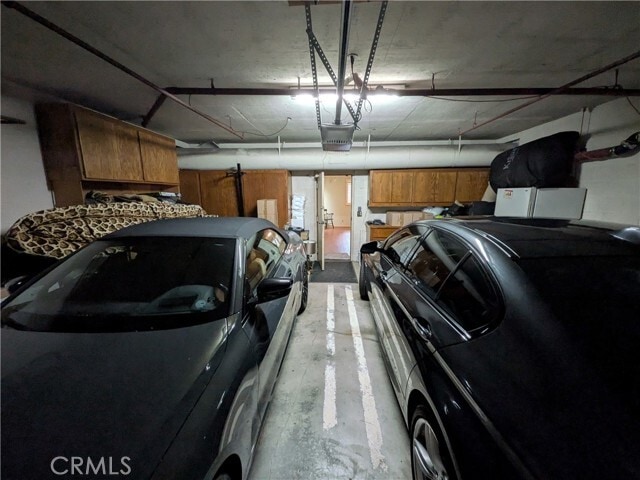 Building Photo - 1209 S Catalina Ave