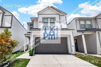 Building Photo - 13412 Sun Cay Drive