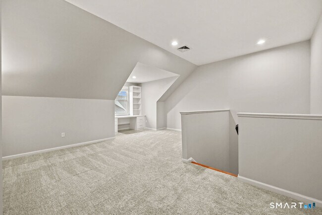 Building Photo - 41 Park Pl Cir