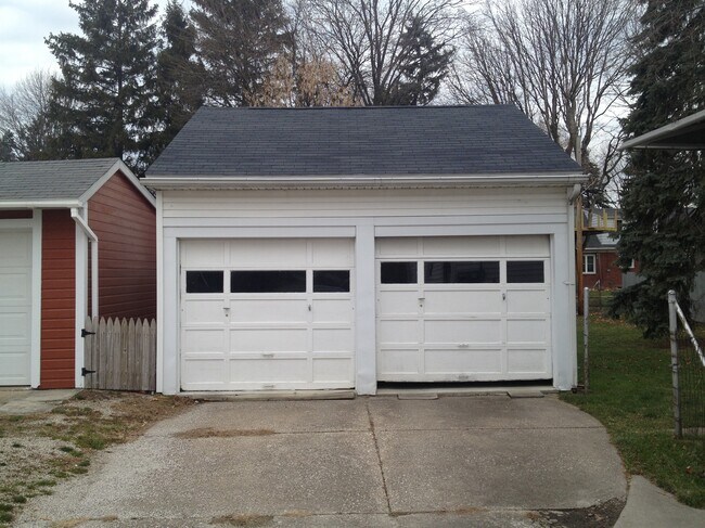 Building Photo - 515 E William St