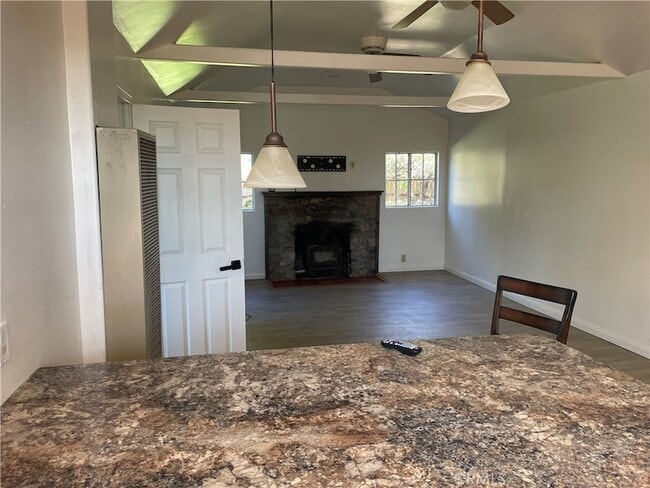 Building Photo - 1412 Pine Heights Way
