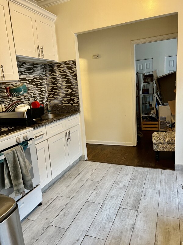 Building Photo - 5026 N Kimball Ave