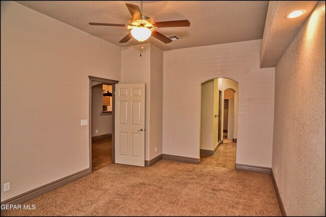 Building Photo - 14420 Misty Point Ct