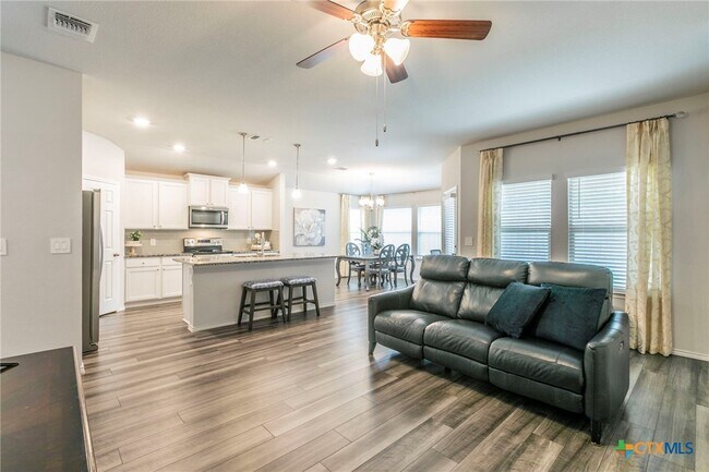 Building Photo - 3130 Wigeon Wy