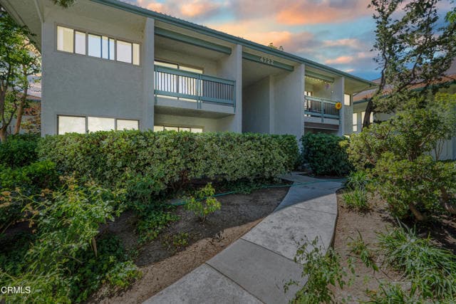 Building Photo - 4722 Park Granada
