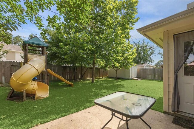 Building Photo - 20623 Rainstone Ct