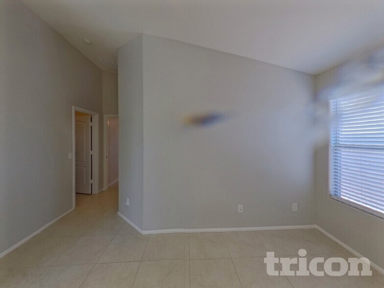 Building Photo - 41265 W Walker Wy