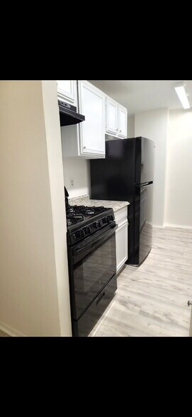 Building Photo - 501 Slaters Ln