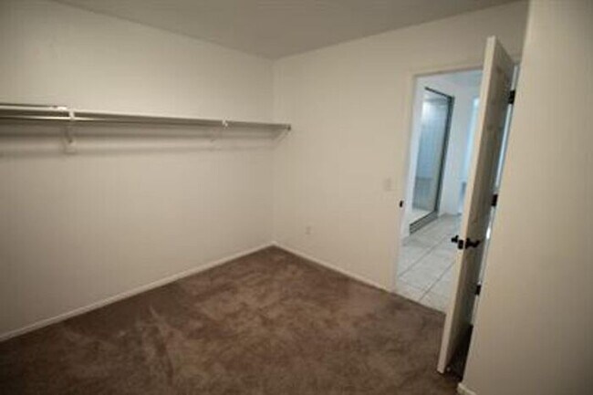 Building Photo - STUNNING 4-Bedroom + Den Home in Gladden Farms!!!!! SOLAR PANELS!!!