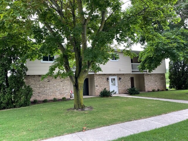 Primary Photo - 36 Baden Ave