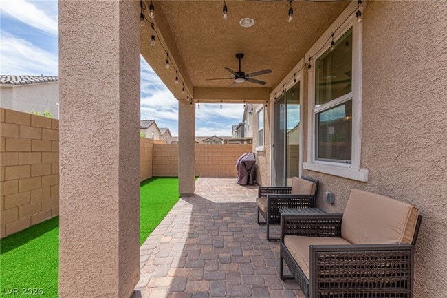 Building Photo - 10212 Starlit Cyn Ct
