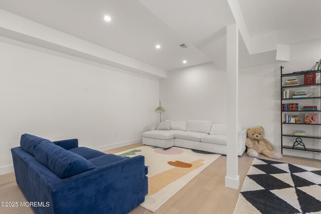 Building Photo - 1406 Transit Ave