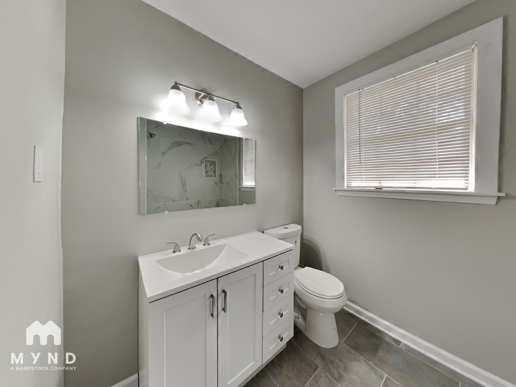 Building Photo - 3835 Valley Ridge Dr