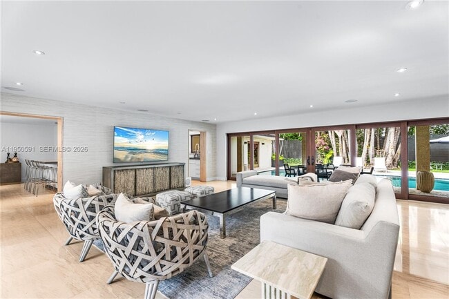 Building Photo - 3625 Battersea Rd