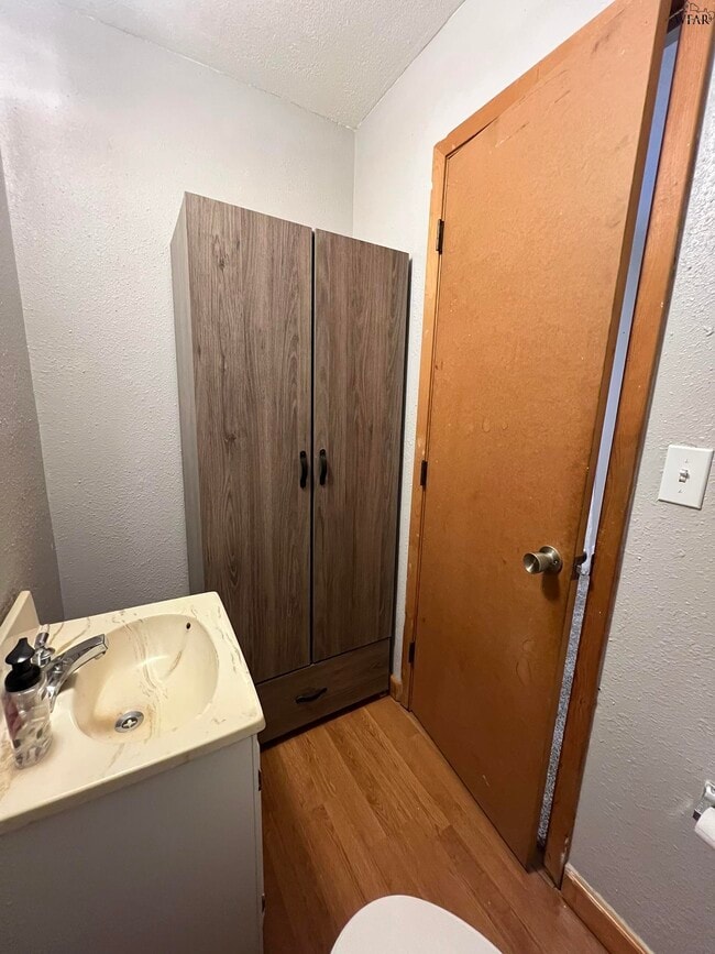 Building Photo - 610 S Bond St