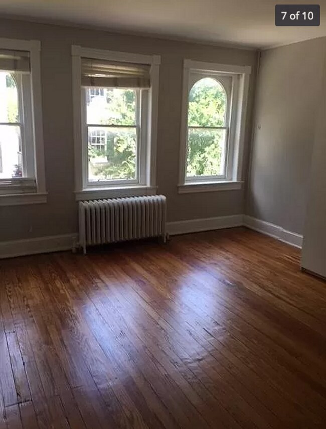 Building Photo - 3332 P St NW